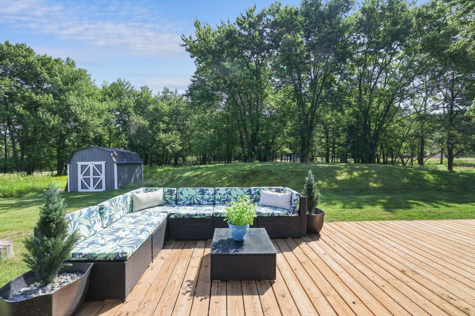 Poconos Brand New Lakefront Oasis 1 Acre, Hottub Gameroom Firepits Talk About Privacy Albrightsville Esterno foto